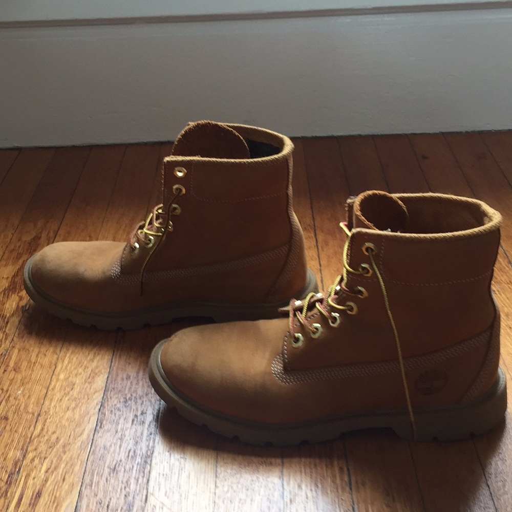 Men’s Timberland boots.
